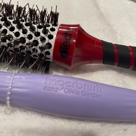 Professional hairstyling brushes - Picture 3 of 3